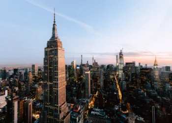 How-does-plumbing-work-in-skyscrapers-Daily